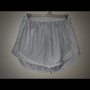 Nike Dry Fit Shorts 🤍